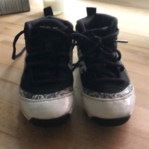 Nike Force Trout little kids baseball cleats sz 11